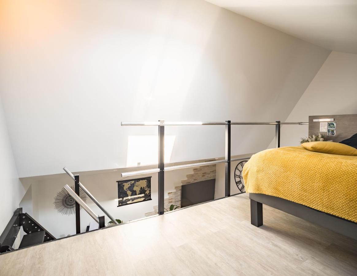 Loft Avec Jardin Et Parking Prive Apartment Troyes Exterior photo